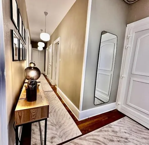 Les Fougeres 1e 아파트