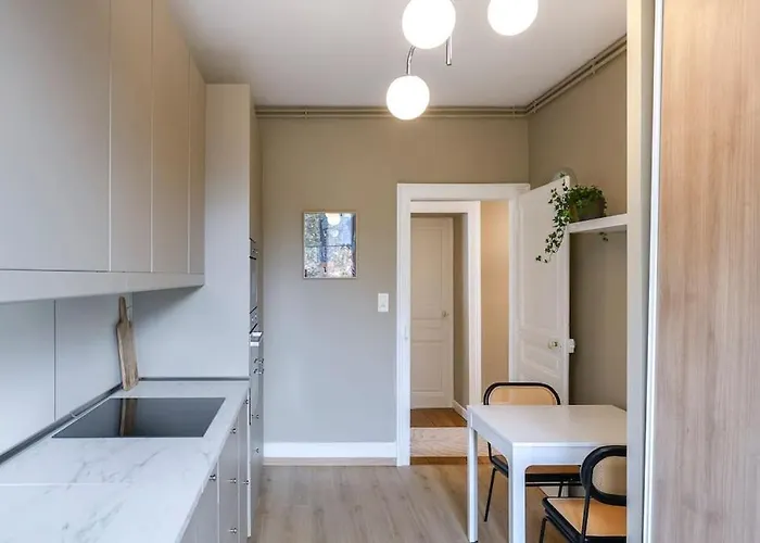 Les Fougeres 1e 비텔