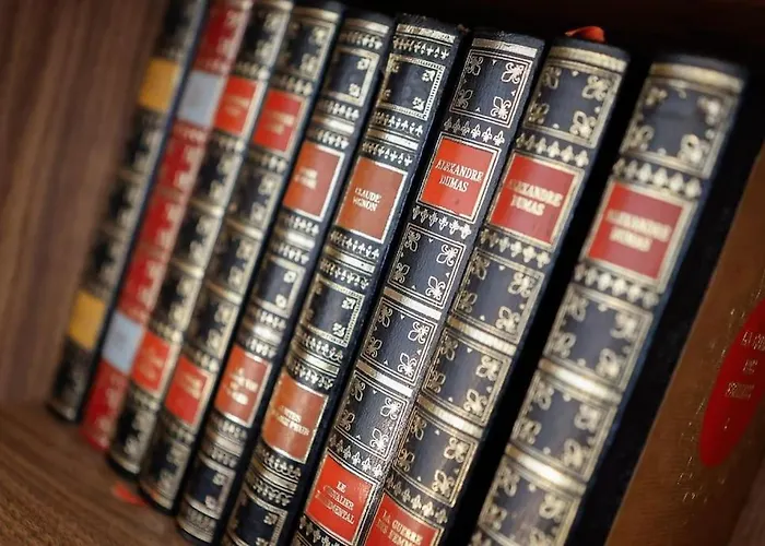 Les Fougeres 1e 아파트